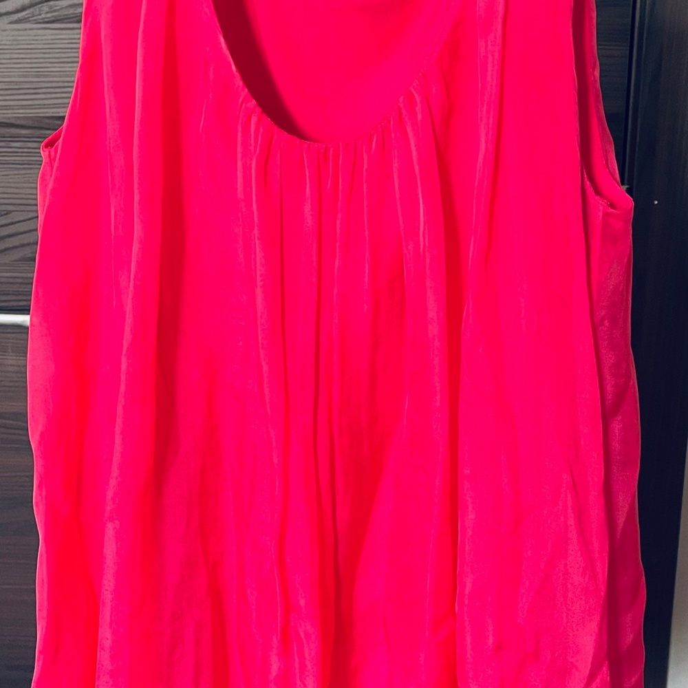 Women's SILK TOP ,Ellie Tahari Size M